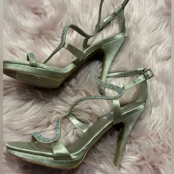 Steve Madden heels - Picture 3 of 6